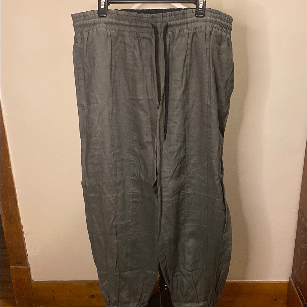 Refinity City Chic Gray Classic Trousers with Straight Leg